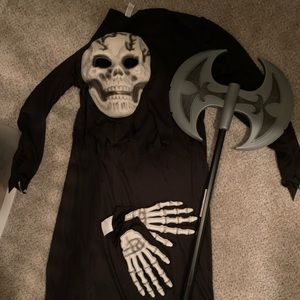 Skeleton Halloween costume, like new! 💀